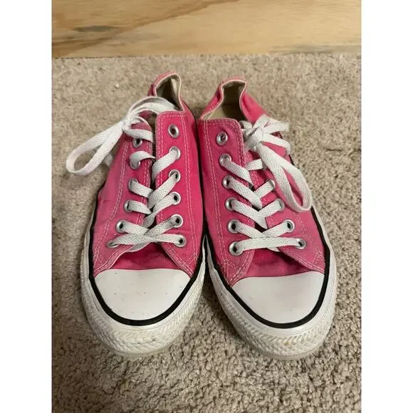 Women's Pink Converse Sneakers Chuck Taylor All Star Low-Top Canvas 7 - Picture 1 of 3